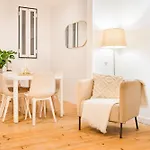 Large Duplex Penthouse 3 Bath 14 Guests شقة *