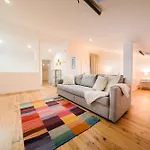 شقة Large Duplex Penthouse 3 Bath 14 Guests Lisboa