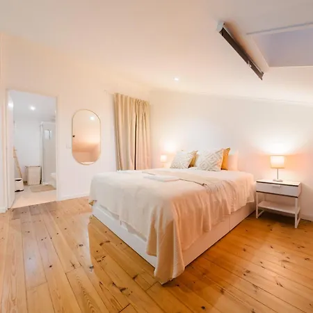 Downtown Penthouse Duplex 3 Bath 14 Guests Апартаменты *