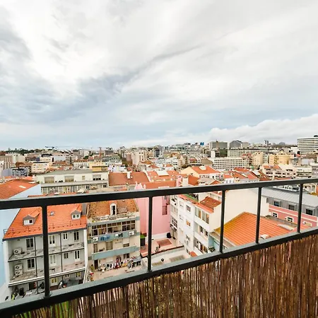 Large Luxury Penthouse 3 Bath 14 Guest Lisbon