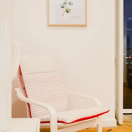 Large Luxury Penthouse 3 Bath 14 Guest Apartment *