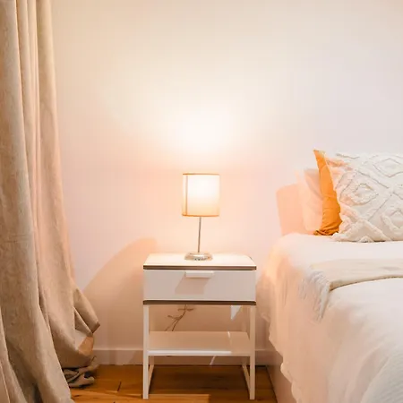 Large Luxury Penthouse 3 Bath 14 Guest Apartment