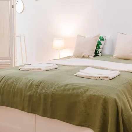 Large Luxury Penthouse 3 Bath 14 Guest *