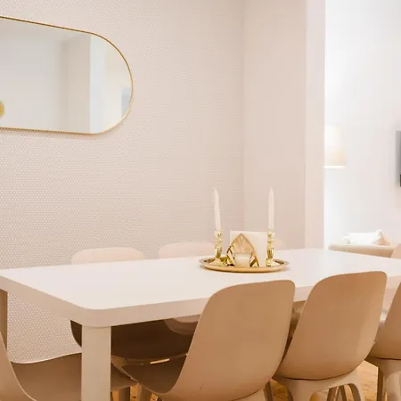 Large Penthouse 3 Bath, Sleeps 14 Wac *