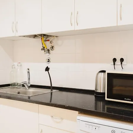 Large Luxury Penthouse 3 Bath 14 Guest * Lisbon