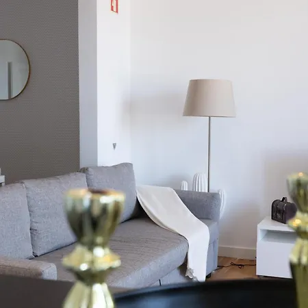 Large Luxury Penthouse 3 Bath 14 Guest Lisbon