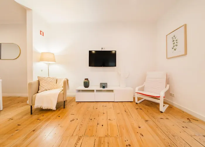 Downtown Penthouse Duplex 3 Bath 14 Guests