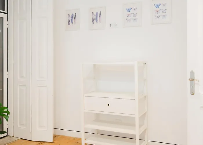 Апартаменты Downtown Penthouse Duplex 3 Bath 14 Guests *