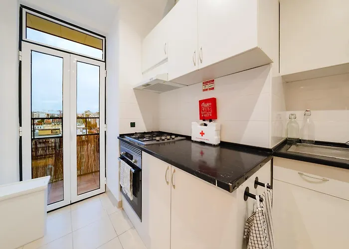 Downtown Penthouse Duplex 3 Bath 14 Guests