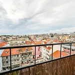 Large Duplex Penthouse 3 Bath 14 Guests Lissabon