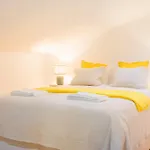 Large Duplex Penthouse 3 Bath 14 Guests * Lissabon