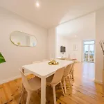 Large Duplex Penthouse 3 Bath 14 Guests Lissabon