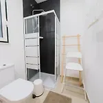 Appartement Large Duplex Penthouse 3 Bath 14 Guests Lissabon
