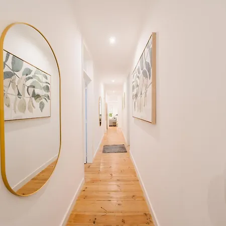 Downtown Penthouse Duplex 3 Bath 14 Guests Lisboa