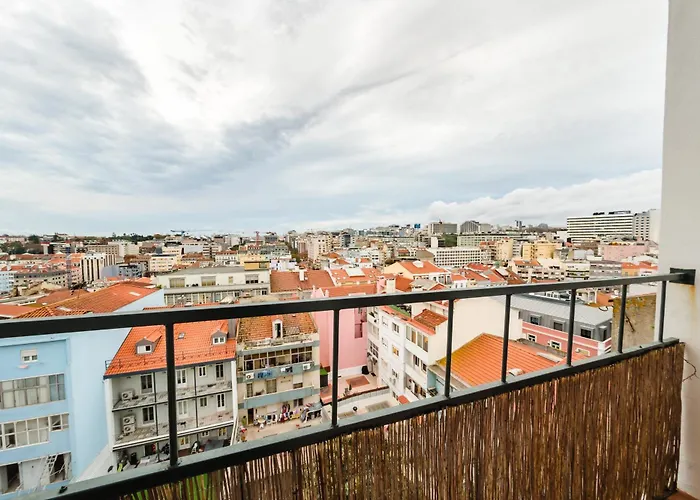 Downtown Penthouse Duplex 3 Bath 14 Guests Lisboa