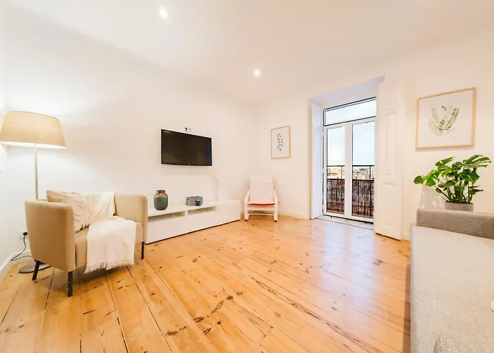 Downtown Penthouse Duplex 3 Bath 14 Guests *